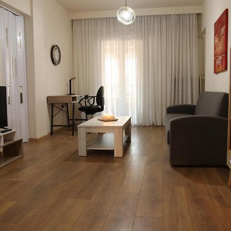 Nikis Apartment Larissa Exterior photo